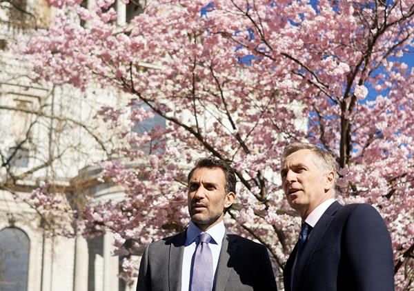 London 0316 02332